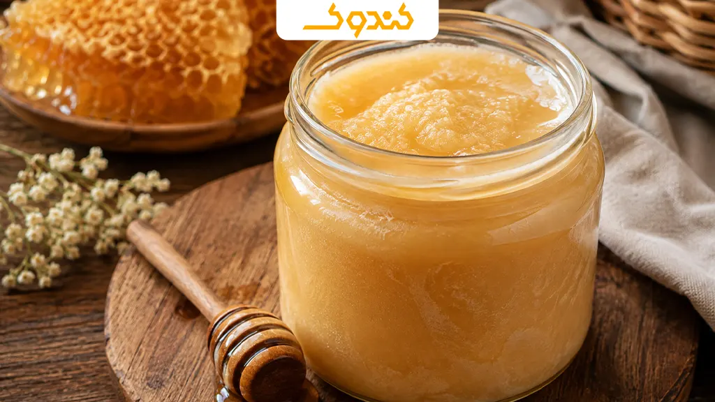 چرا رنگ عسل با گذشت زمان تغییر می‌کند؟